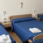 Casa Per Ferie Casa Cabrini * 로마