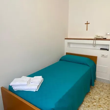 Hotel Casa Per Ferie Casa Cabrini Rom